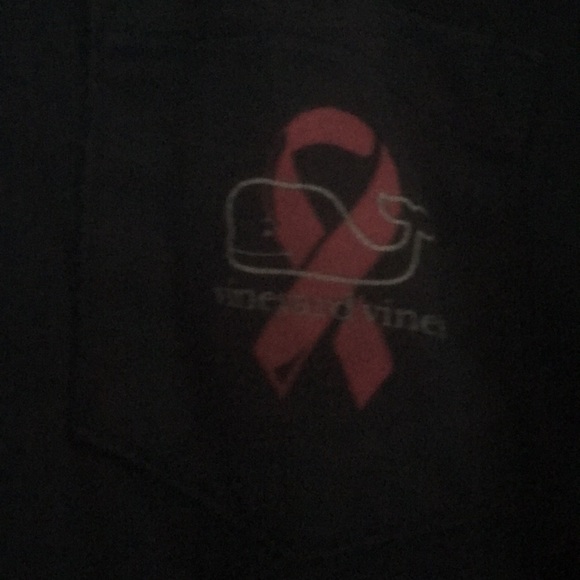 VINEYARD VINES BREAST AWEARNESS T SHIRT - Picture 4 of 6